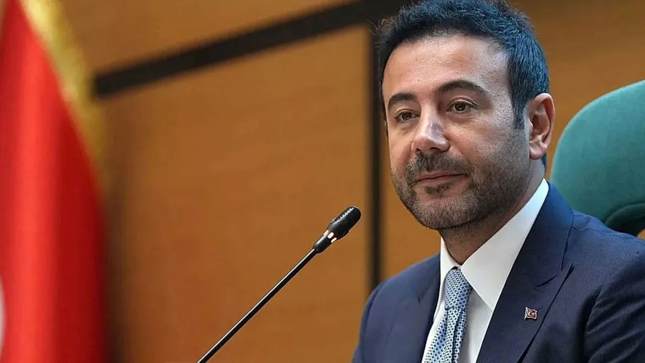 Besiktas Belediye Baskani Riza A