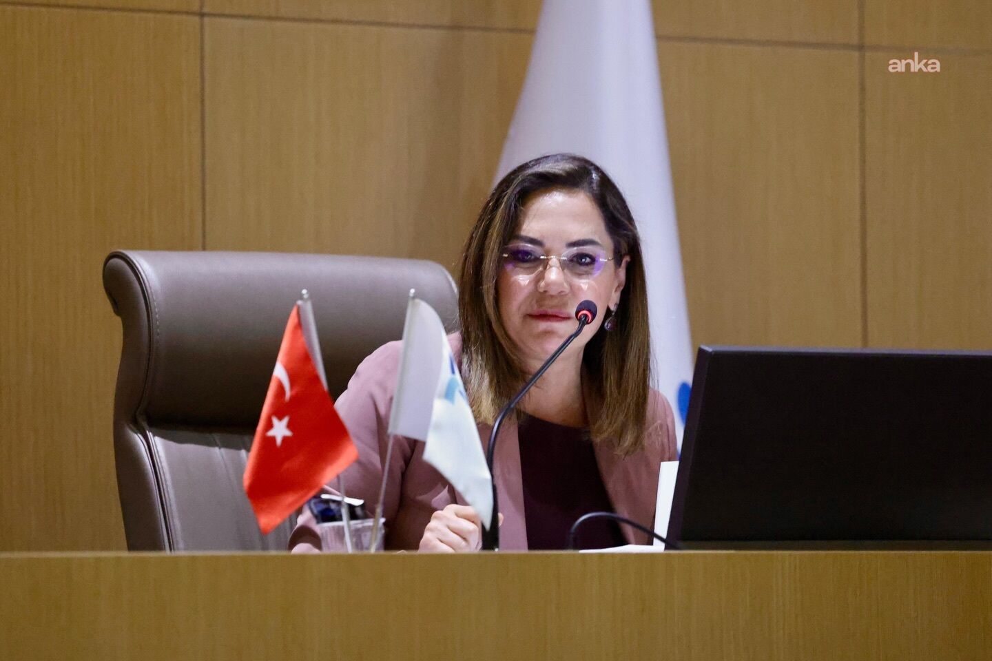 Y1-324