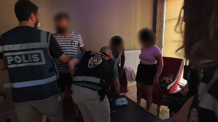 Masaj salonlarına fuhuş baskını! 5 ilde operasyon: 6 kişi tutuklandı