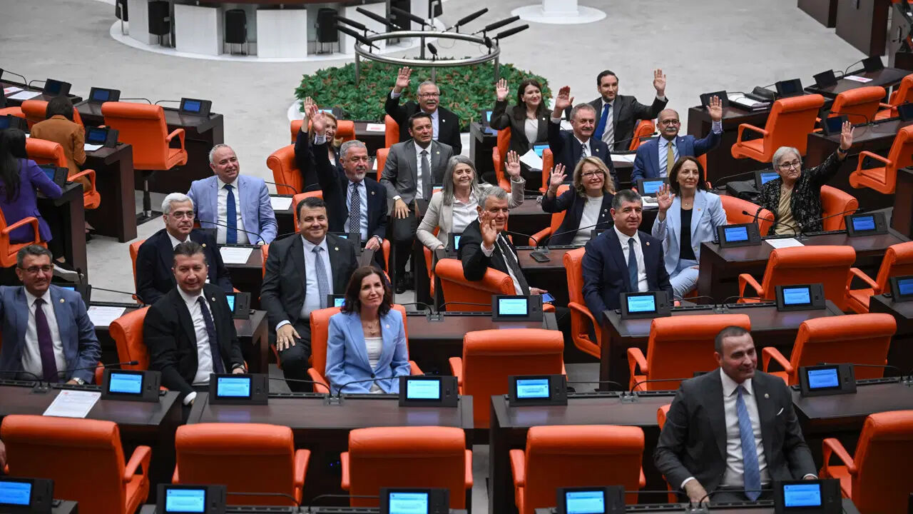 Yeni Parti124412