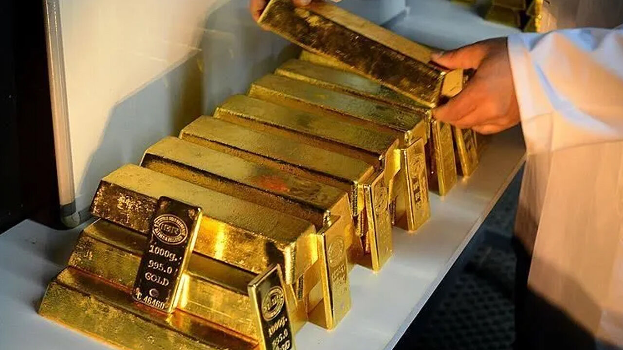 Altın fiyatları 1 yıl sonra ne kadar olacak? Küresel devler açıkladı