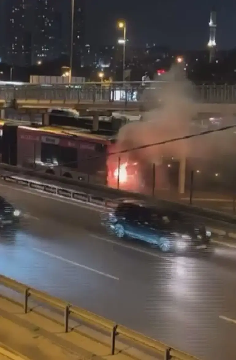 Kağıthane Metrobüs
