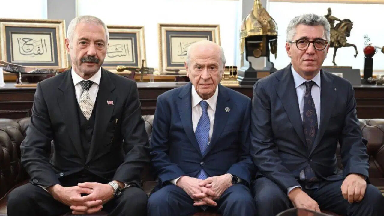 Sarallar ve Şahinler aynı karede: Bahçeli ile buluşmadan ilk fotoğraf
