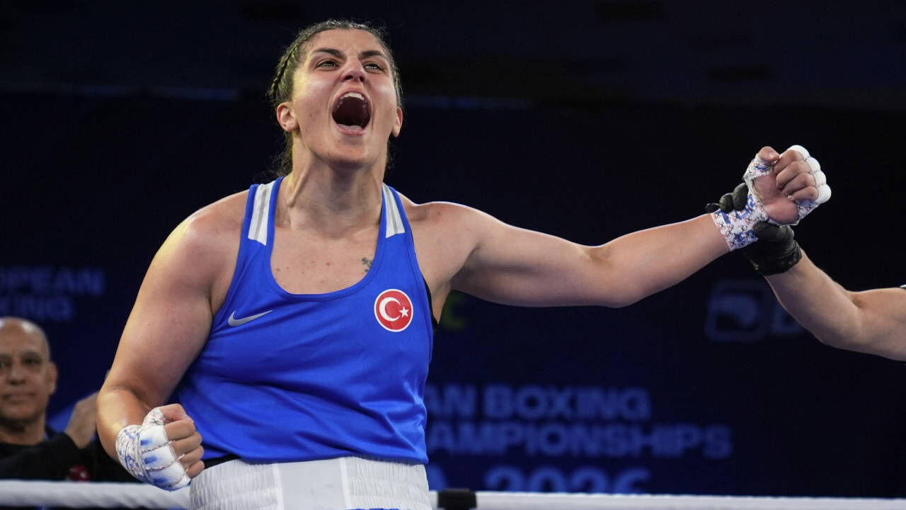 Busenaz Sürmeneli Avrupa Şampiyonası'nda üst üste ikinci kez finalde