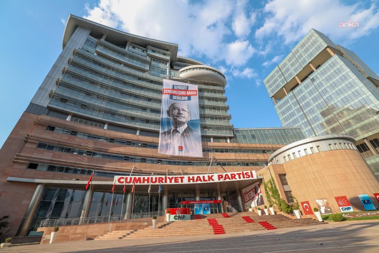 CHP Genel Merkezi’nde “Siyaset zenginleşme aracı değildir” mesajı