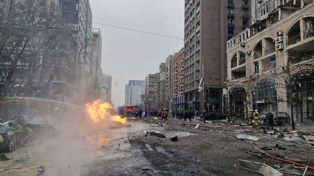 Rusya'dan Kiev'e İHA saldırısı
