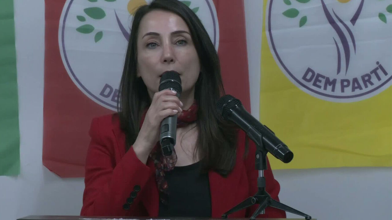 Tülay Hatimoğulları: Bir adım ileri, beş adım geri mantığıyla bu süreç yürütülemez