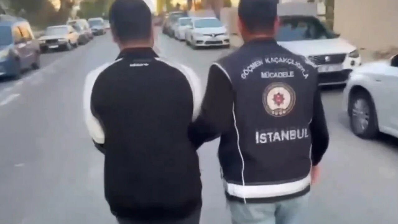 Usulsüz vatandaşlık soruşturmasında çok sayıda tutuklama