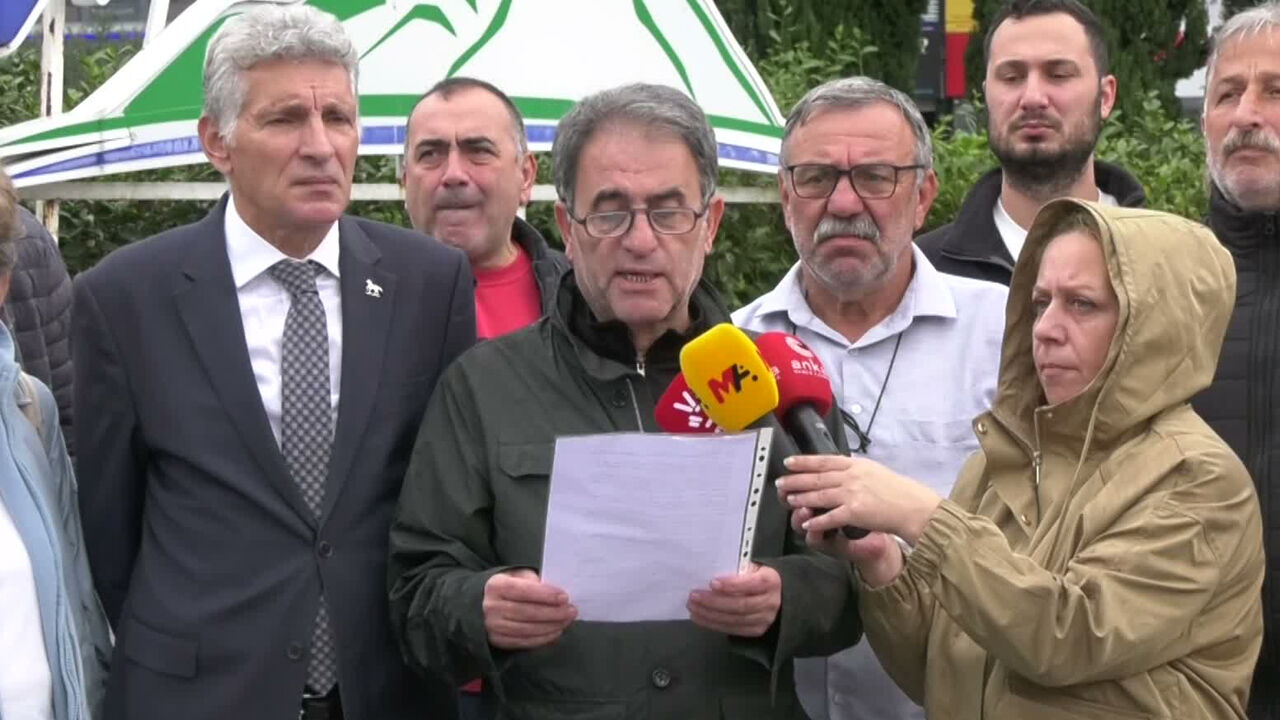 Rize’de Halk TV’ye kayyum protestosu: 'Özgür basın sansüre boyun eğmez'