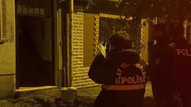 Eskişehir’de şüpheli ölüm: Komşusunun evinde fenalaşan kadın hayatını kaybetti...