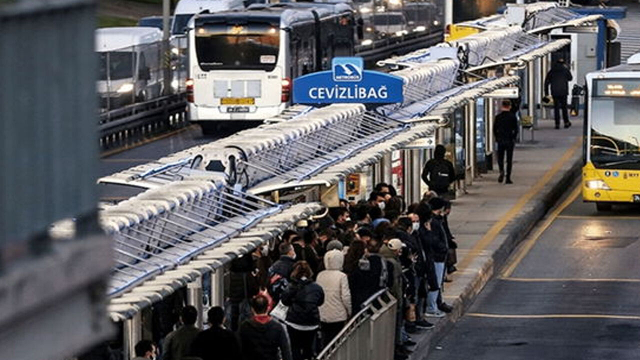 İBB duyurdu: İstanbul’un kurtuluşunun 103. yılında ulaşım ücretsiz