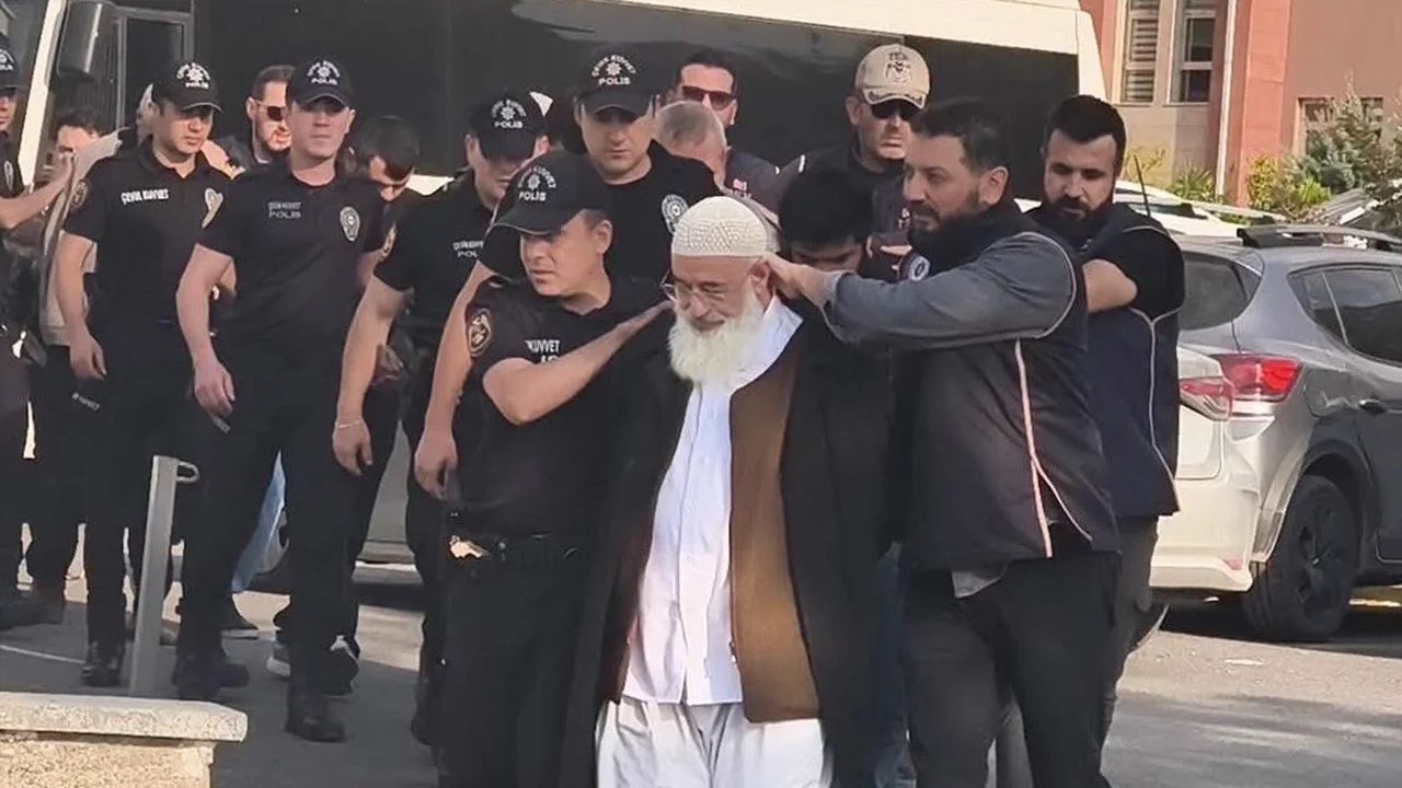 IŞİD operasyonunda gözaltına alınan Sadi Yüksel'in ters kelepçeli görüntüleri için soruşturma