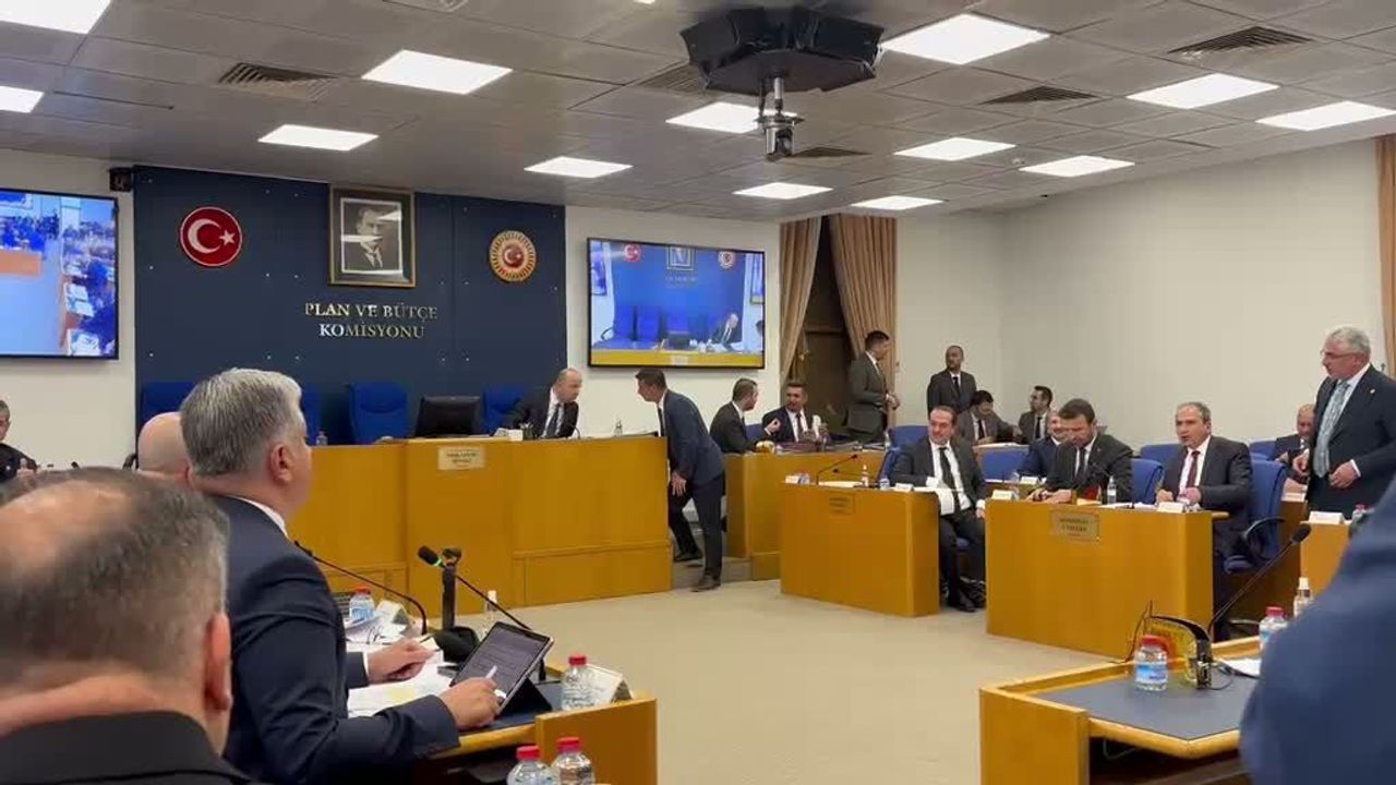 Meclis'te İYİ Parti ile AKP arasında 'adam olamamışsın' kavgası