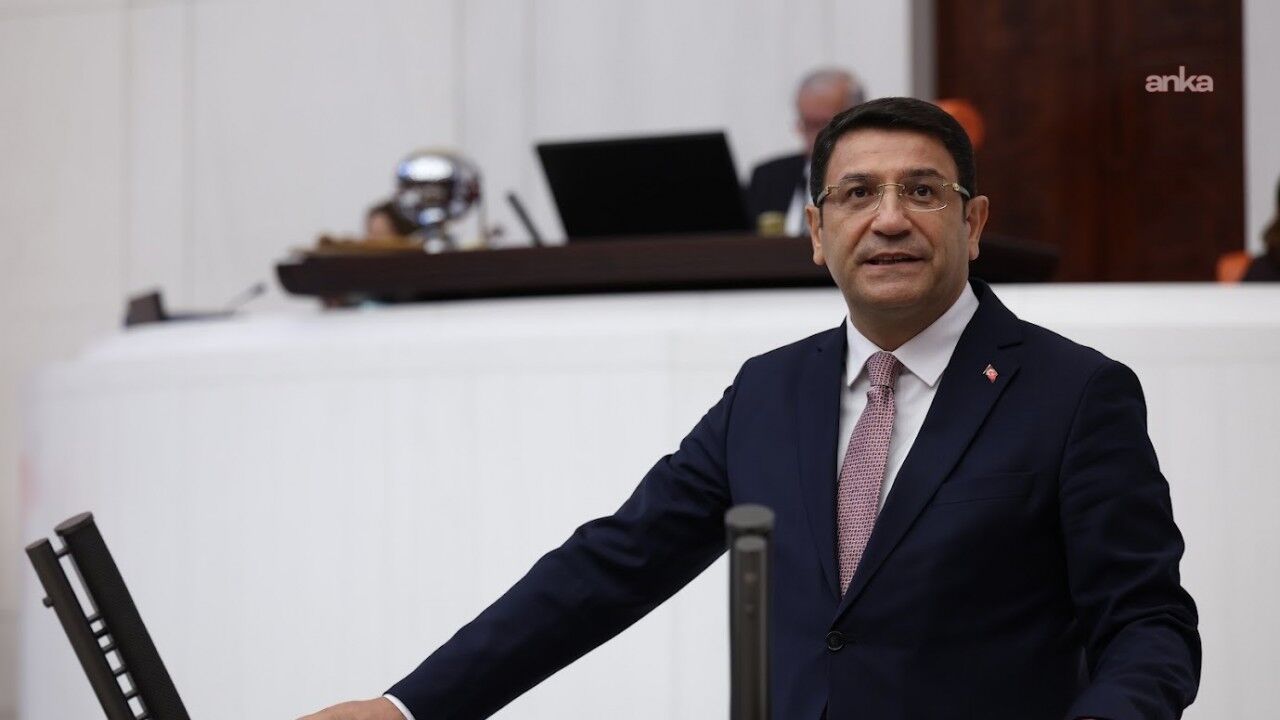 İdris Şahin: Kendi şatafatlarına bütçe bulanlar, öğrencinin boş beslenme çantasına göz yumuyorlar