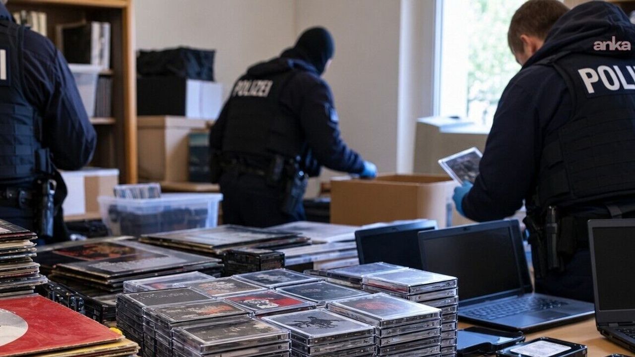 Almanya’da Nazi müziği operasyonu: 33 bin kayıt ele geçirildi