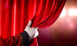 Yetişkinlerden çocuklara, klasiklerden modern yapımlara… Şehir Tiyatroları sanatseverleri bekliyor