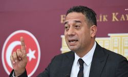 Ali Mahir Başarır’dan AKP’ye geçen Cemil Tugay’a: 'Önce kendine işlem yaptırsın'
