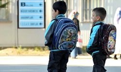 Amasya'da 'okullara siyaset sokmayın' diyen öğretmene ceza