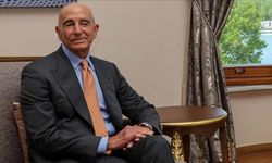 Barrack, 23 Nisan mesajında Atatürk'e ve Türk bayrağına yer vermedi