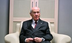 Bahçeli'nin 'sessiz protestosu'... MHP'ye yakın gazeteciden dikkat çeken paylaşım