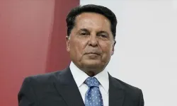 Esenyurt'un seçilmiş CHP'li Belediye Başkanı Ahmet Özer için göreve iade başvurusu yapıldı