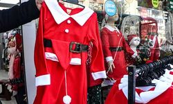 Yılbaşı öncesi kırmızı iç çamaşır ve pijamaların satışı arttı