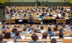 Üniversiteyi bırakanlara af kapıda: Kapsam genişliyor