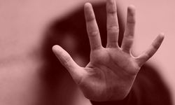 Kız öğrenciyi taciz ettikleri gerekçesiyle yargılanan 17 öğrenci beraat etti!