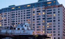 Bütün şehir aynı apartmanda yaşıyor: Sıra dışı yerleşim yeri