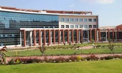 Üniversitede kişiye özel ilan skandalı! 3 gün sonra iptal edildi