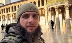 Yeni Şafak, El Kaide üyeliğinden aranan ismi gazeteci olarak gösterdi