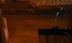 Saunada iki kadının gizli görüntüleri çekildi: Ülke karıştı