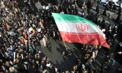 Savaş çanları çalıyor: Polonya ve İtalya'dan 'İran'ı terk edin' çağrısı