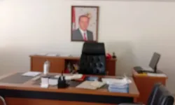 CHP Milletvekili açıkladı: Makam odasından Atatürk fotoğrafını kaldırmışlar!