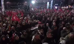 CHP lideri Özgür Özel Bağcılar’da on binlerle buluştu