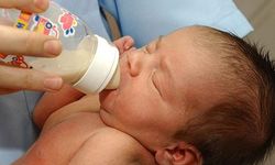 Gıda devinin bebek maması raflardan toplatılıyor!