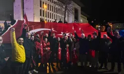 İYİ Parti'den bayrak yürüyüşü