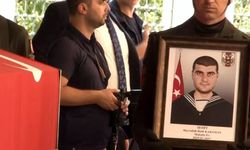 İskenderun'da 'sıvı kaybı' nedeniyle şehit olan Halit Karaman'ın annesi oğlunun ölümcül koşullarını anlattı