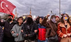 Saraçhane'de Erdoğan'a hakaret iddiasıyla suçlanan gençler beraat etti