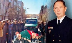 Emekli Koramiral Aydan Erol'a büyük ayıp! Er olarak defnedildi
