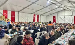İstanbullular İBB'nin Ramazan çadırlarındaki iftar sofralarında buluştu