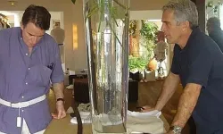 Kız çocuklarıyla çekilmiş uygunsuz fotoğraflar: Eski İngiliz Bakan'a Epstein gözaltısı