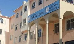 Okul zilinin ilahi yapılmasına tepki gösteren veli gözaltına alındı: CHP’den tepki!