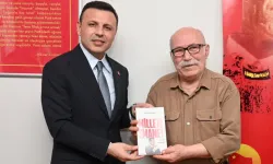 CHP'li Özgür Çelik HKP İstanbul'u ziyaret etti