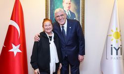 Ünlü sanatçı Sabahat Akkiraz İYİ Parti'yi ziyaret etti