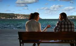 Leyla ile Mecnun'un 15. yıl dönümü: Ali Atay, Serkan Keskin ve Onur Ünlü o bankta bir arada