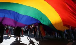 LGBT’lilere destek veren hapse girecek
