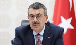 ‘Okullarda Noel ağaçları süsleniyor’ diyen Yusuf Tekin’e Patrikhane’den yanıt