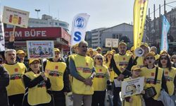 Sağlık emekçilerinden Kadıköy'de ortak tepki