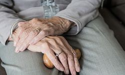 Yaşlı ve engelli aylıkları hesaplara yatırılıyor! Duyuru geldi